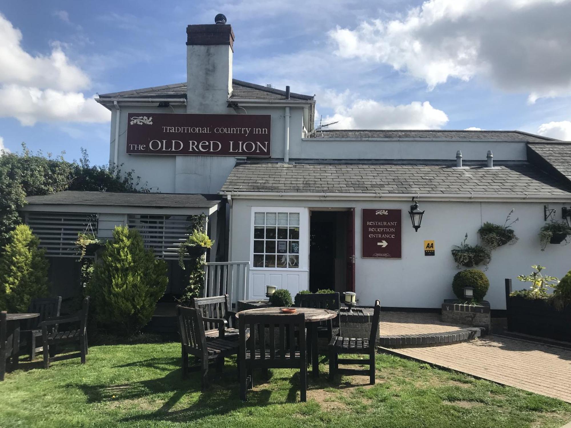 The Old Red Lion Inn Horseheath Екстериор снимка